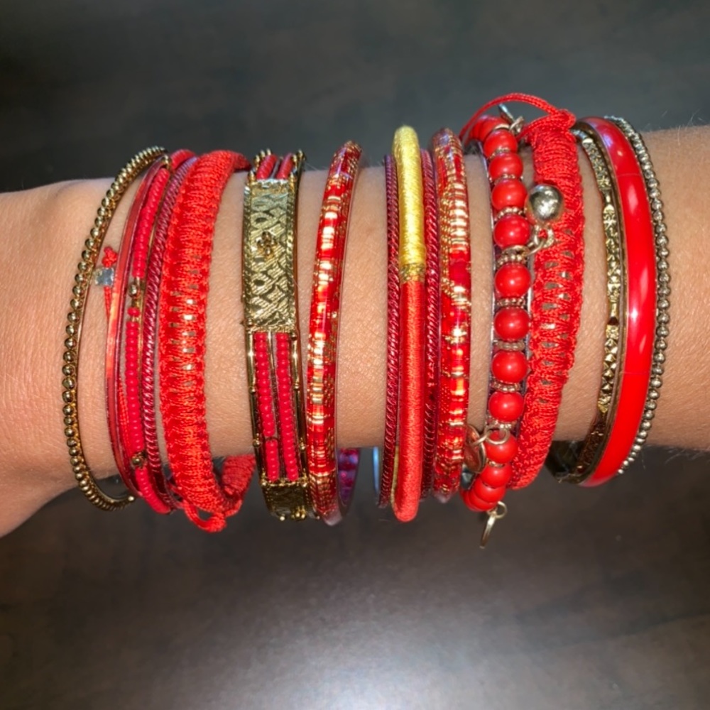 NWOT Gorgeous Bangle Bracelet Set